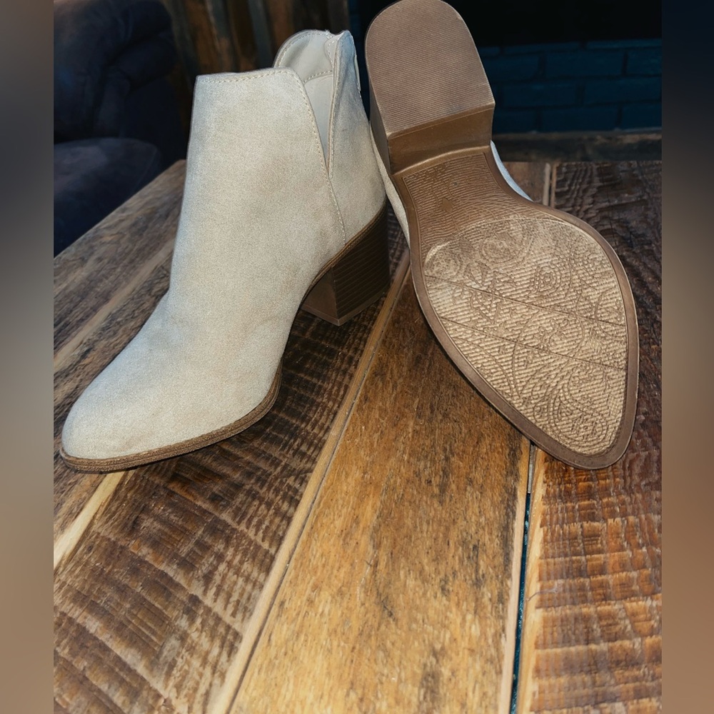 Women's Tan Ankle Booties